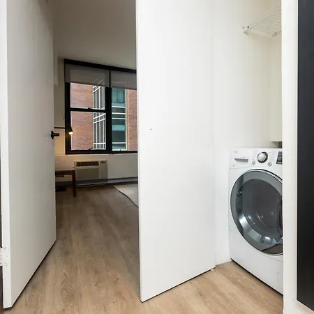 21 East - Chic Dt Apts With Rooftop By Zencity * Chicago
