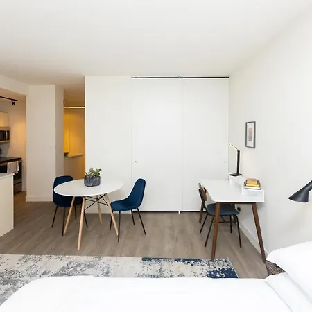 21 East - Chic Dt Apts With Rooftop By Zencity * Chicago