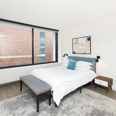 Aparthotel 21 East - Chic Dt Apts With Rooftop By Zencity *