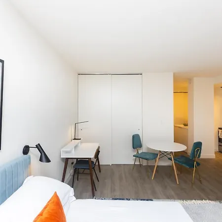 21 East - Chic Dt Apts With Rooftop By Zencity *