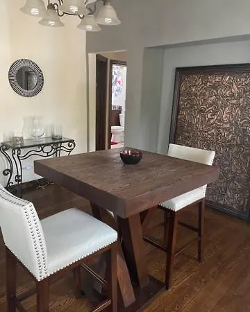Clean, Spacious, Inexpensive Queen Br *