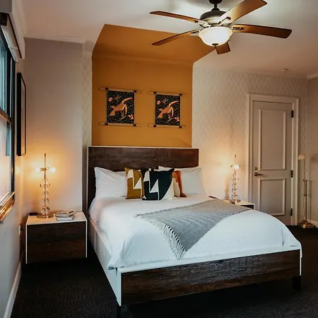 Selina Hotel Chicago