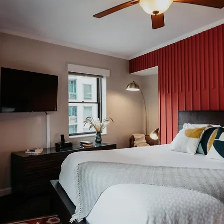 Selina Hotel