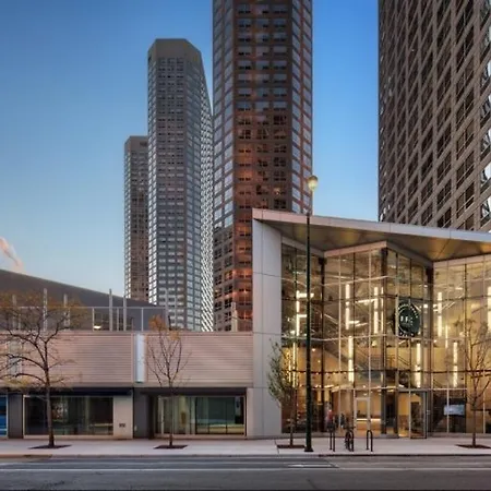 Aparthotel Corporate Suites Network - 555 W. Madison 3*