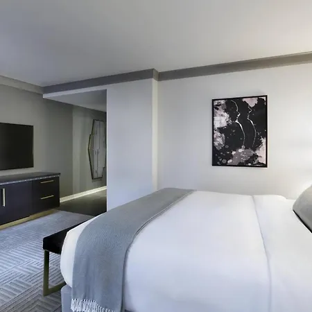 The Gwen, A Luxury Collection Hotel, Michigan Avenue Chicago
