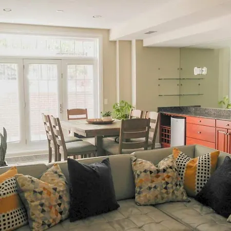 Apartment Amazing 3br 3 Ba In *