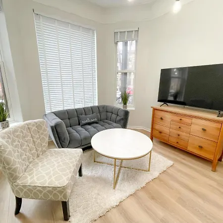 Apartment Wrigleyville Friends Unit - 5bdrm