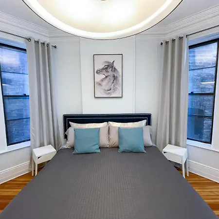 Perfect Wrigleyville Apartment