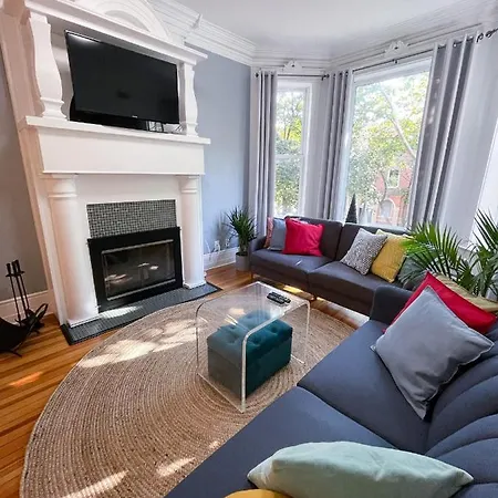 Apartment Perfect Wrigleyville