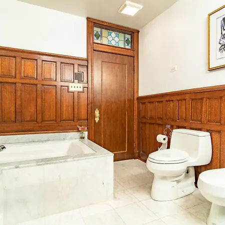 Villa Luxurious Classic Gold Coast For 12 Guests