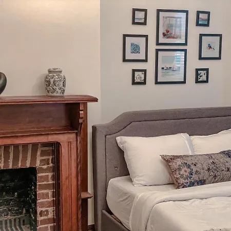 Luxurious Classic Gold Coast For 12 Guests *