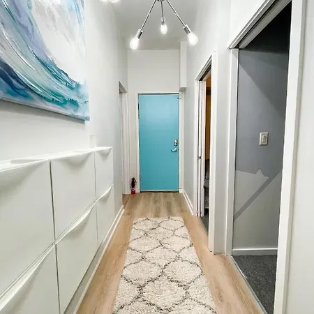 Apartment Wrigleyville Friends Unit - 5bdrm