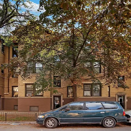 Apartment Comfy And Chic 2br Close To Shops - Sunnyside 2f