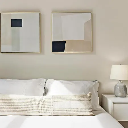 Splendid & Fully Furnished 1br - Broadway 204 Rep