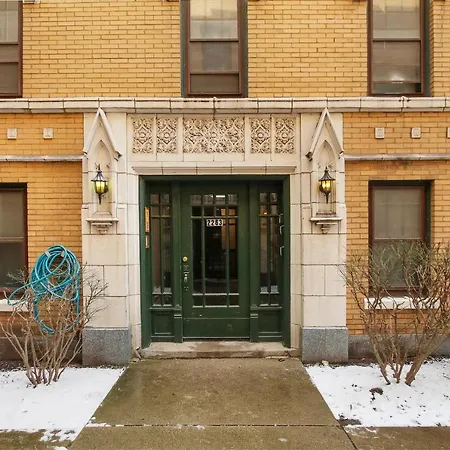 1br Calm & Cozy In Lincoln Square - Eastwood 2s Apartment *