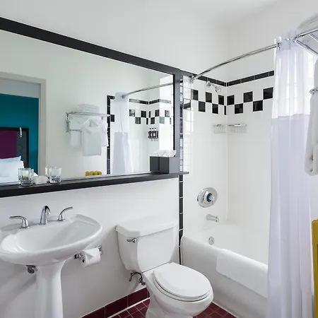 Hotel City Suites Hotel Chicago
