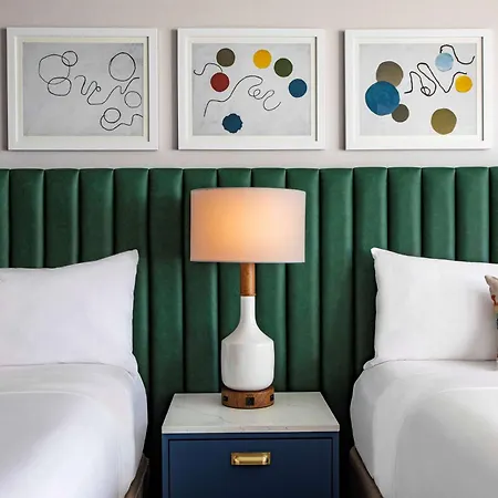 Hotel The Royal Sonesta Downtown 4*