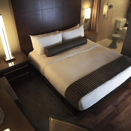 Eurostars Magnificent Mile Hotel 4*