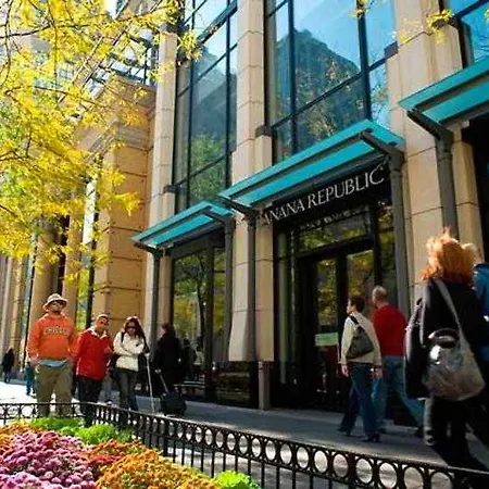 Fairfield And Downtown/ Magnificent Mile 3* Chicago