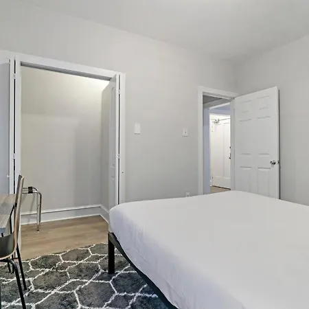 Warm & Lovely 2br Close To Dining & Shops - Touhy 1s Chicago