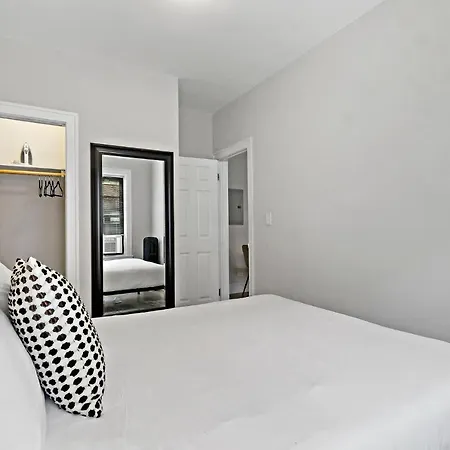 Warm & Lovely 2br Close To Dining & Shops - Touhy 1s * Chicago