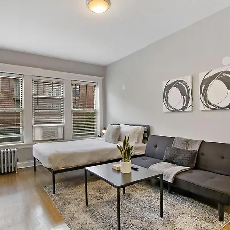 Stylish In Portage Park - Pensacola 2n *