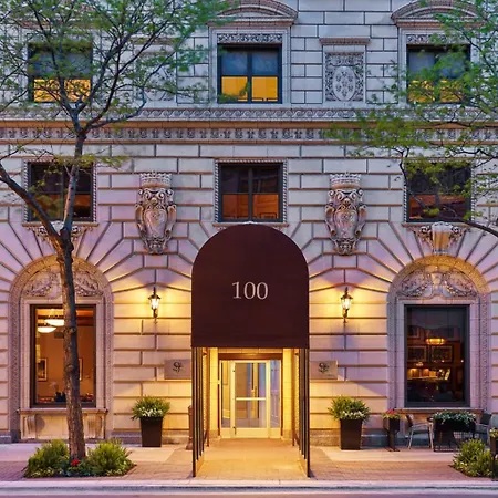 Hotel Selina Chicago