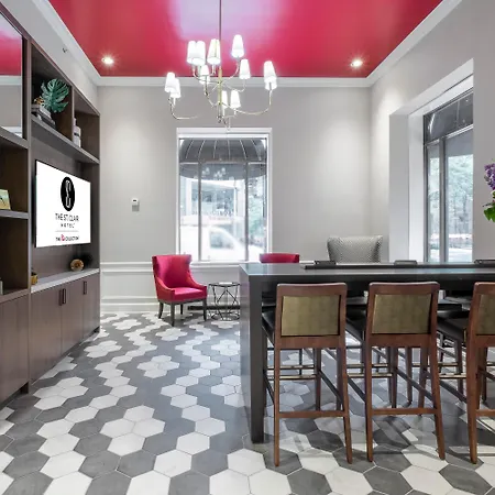 Saint Clair - Magnificent Mile Hotel Chicago