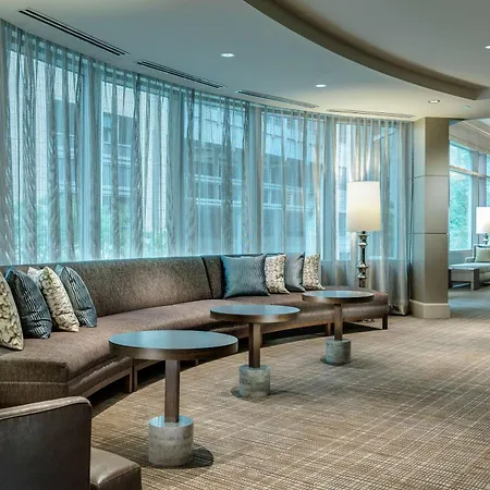 Hotel Hyatt Centric Magnificent Mile 4*