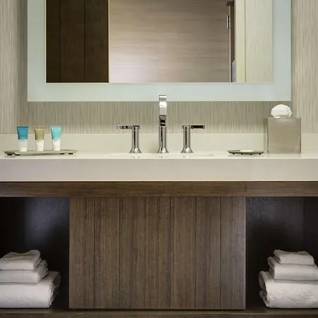 Hyatt Centric Magnificent Mile