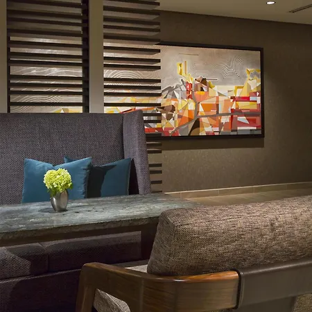 Hyatt Centric Magnificent Mile Hotel Chicago