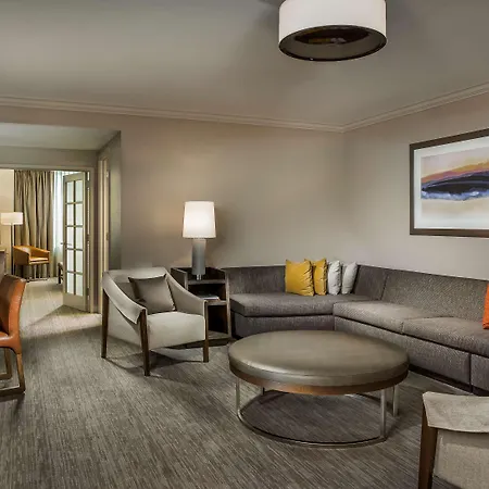 Doubletree By Hilton Magnificent Mile Chicago