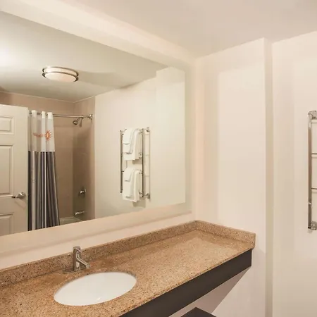 La Quinta & By Wyndham Downtown Hotel Chicago