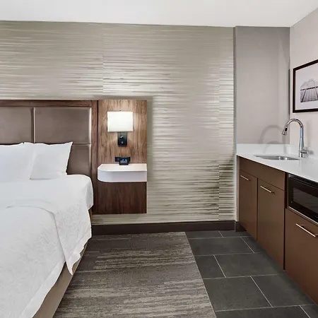 Hampton & Chicago-downtown Hotel