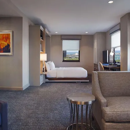 Hilton 3* Chicago