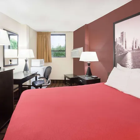 Super 8 By Wyndham Il Chicago
