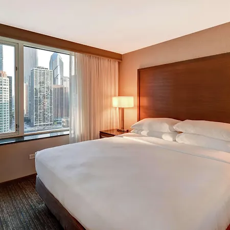 Embassy By Hilton Downtown Magnificent Mile