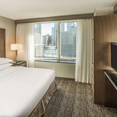 Embassy By Hilton Downtown Magnificent Mile
