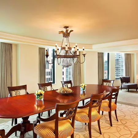 Hotel Sheraton Grand Riverwalk 4*
