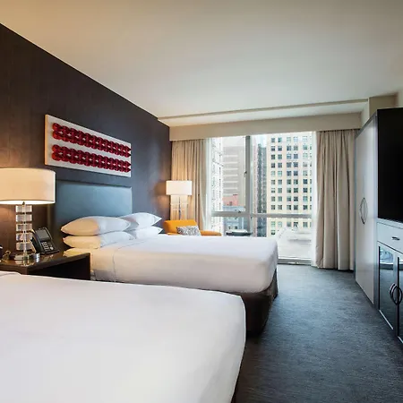 Thewit Chicago, A Hilton Hotel 4*