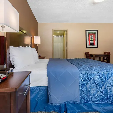 Inn Rodeway North Shore - Lincolnwood 3*