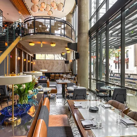 Hotel Eurostars Magnificent Mile