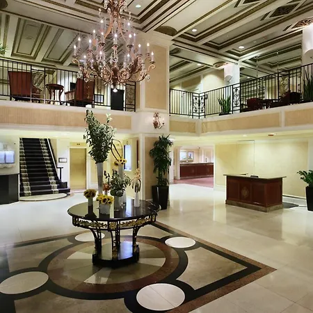 Millennium Knickerbocker Hotel 4*