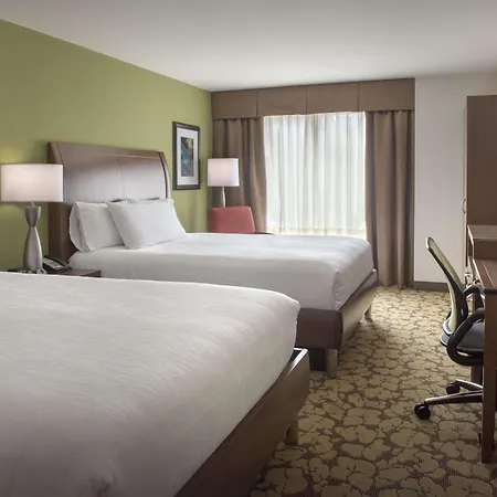 Hilton Garden Downtown Riverwalk Hotel 3*