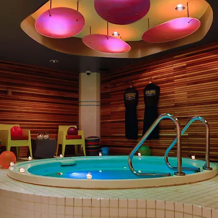 Acme Chicago, Outset Collection By Hilton 4*