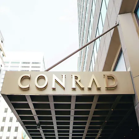 By Marriott Downtown Magnificent Mile 3*
