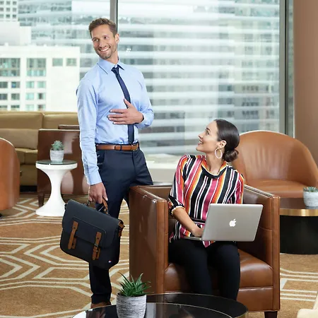 Hotel By Marriott Downtown Magnificent Mile
