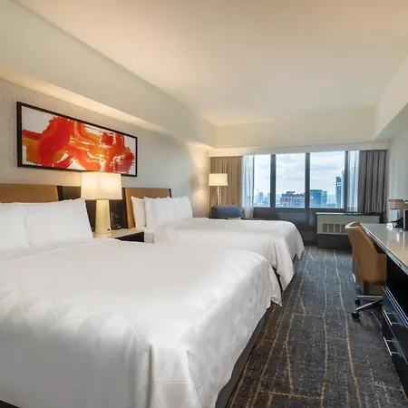 - Dwtn - The Mart By Ihg Hotel 3*