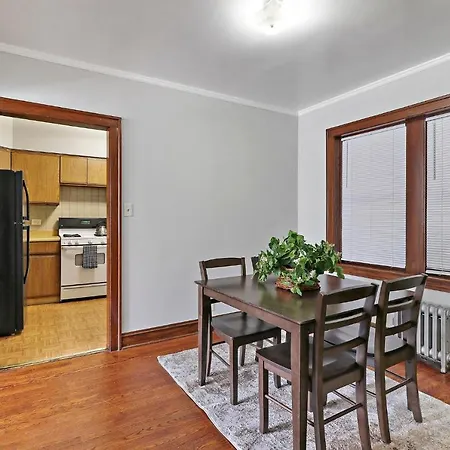 1br Contemporary With Laundry Facility - Lockwood 1 & 2 Apartment