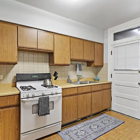 1br Contemporary With Laundry Facility - Lockwood 1 & 2 Chicago